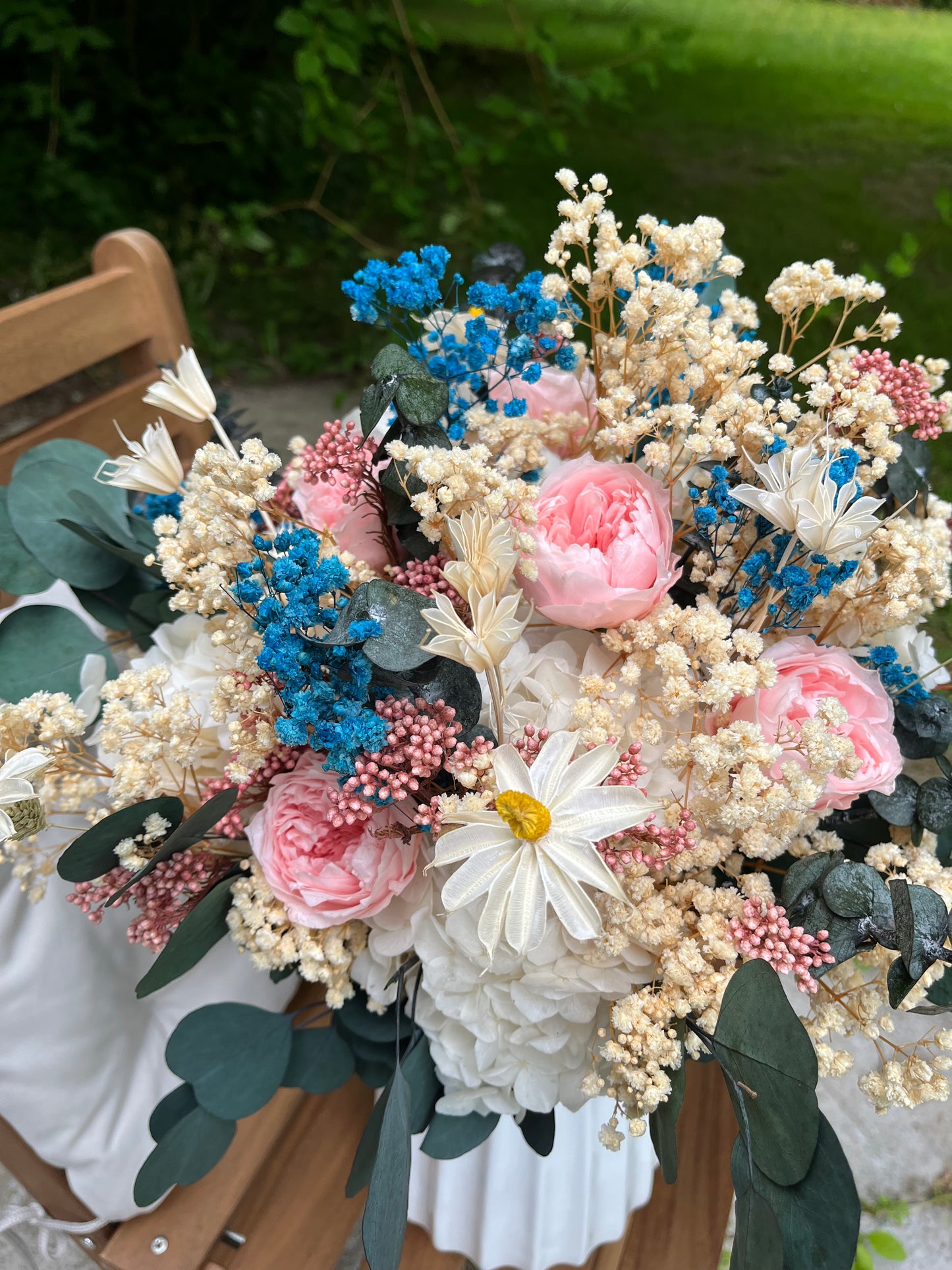 Bouquet Youth