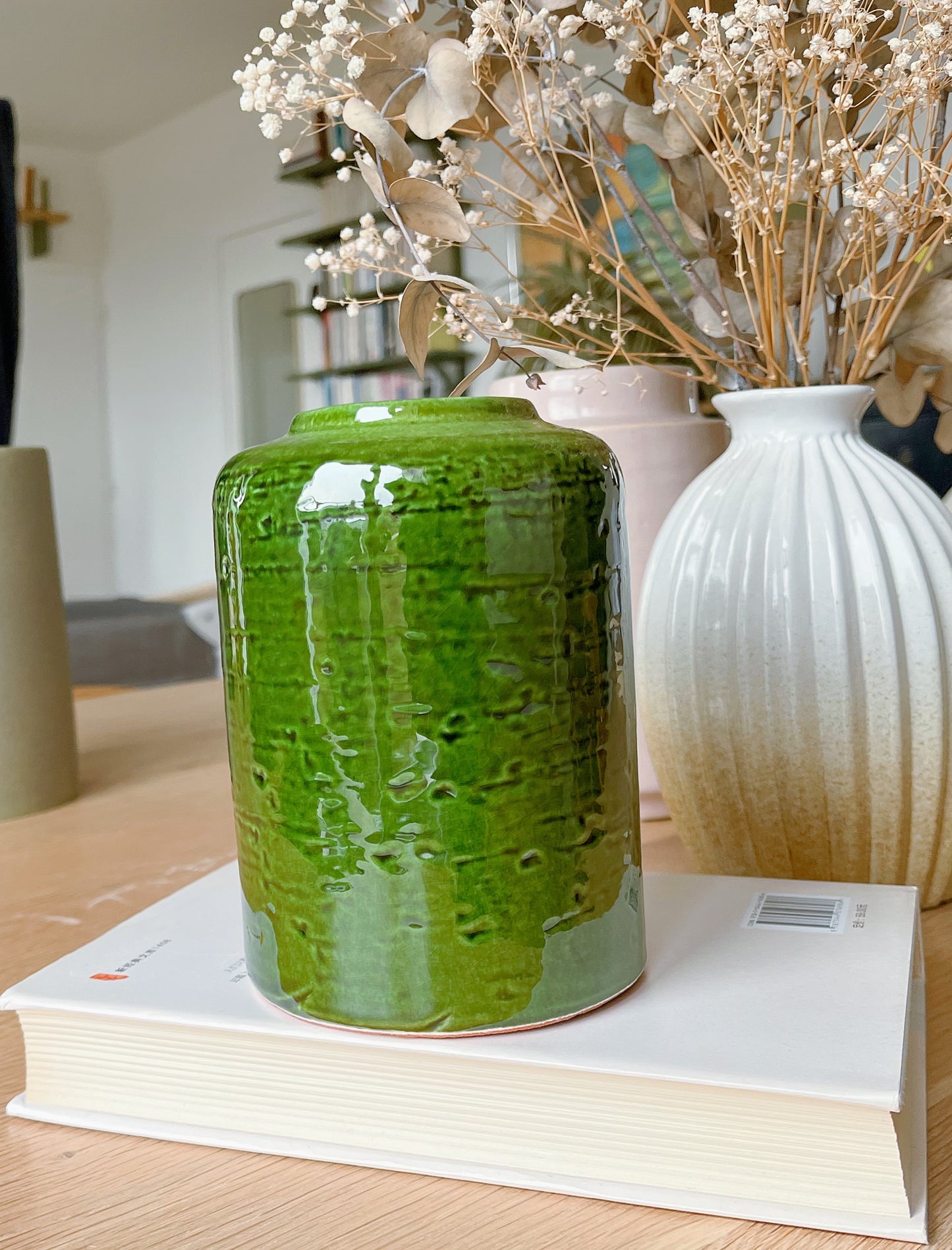 Green glazed ceramic vase (S or M bouquet)